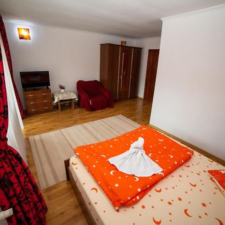 Arieşeni Casa Binu酒店 外观 照片
