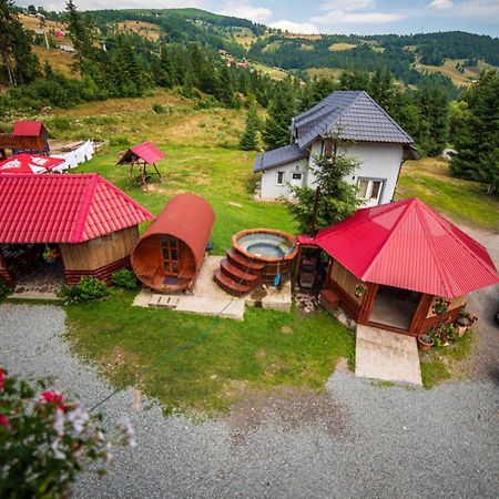Arieşeni Casa Binu酒店 外观 照片