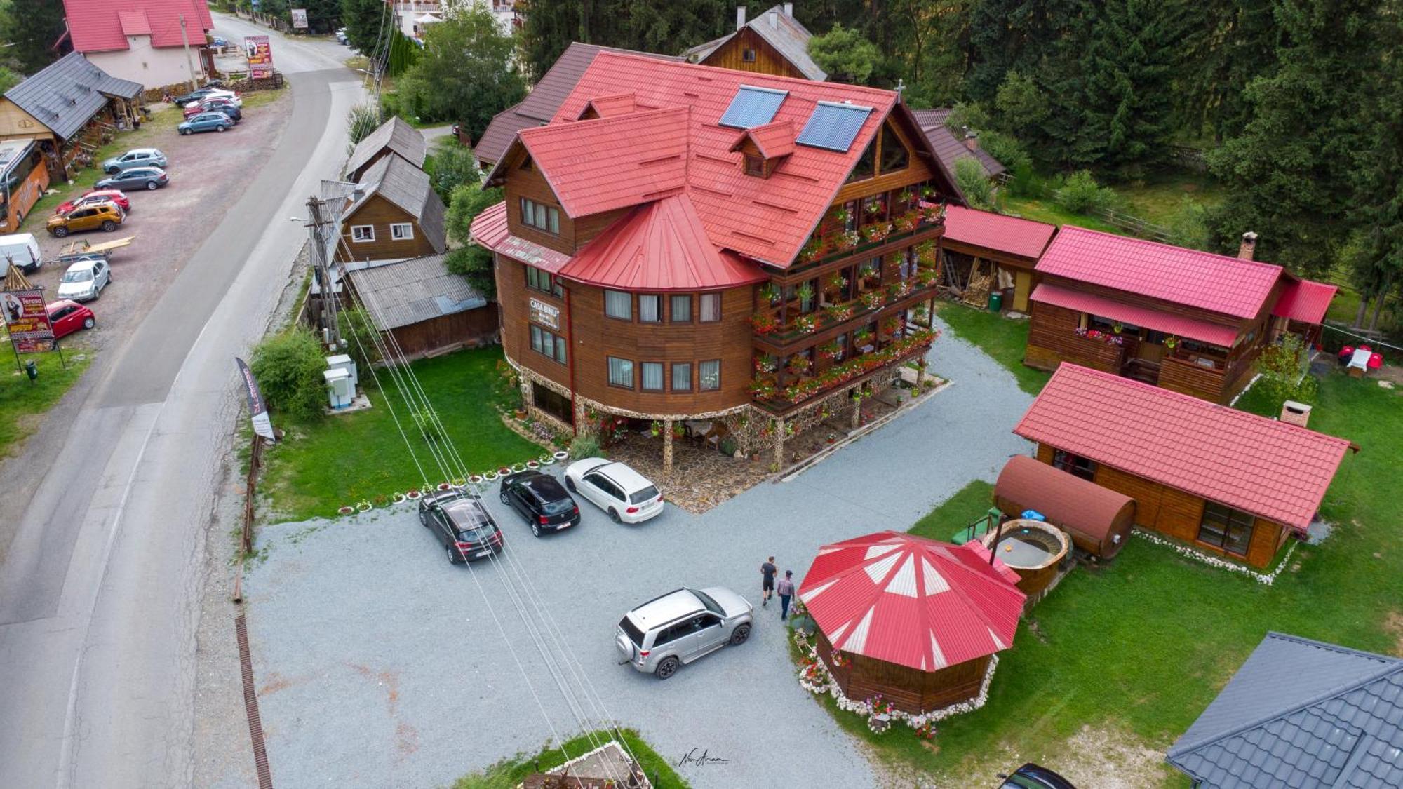 Arieşeni Casa Binu酒店 外观 照片
